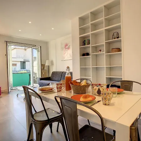 Nestor&jeeves - Voltaire - Hyper Center - Close Sea - Top Floor Apartment