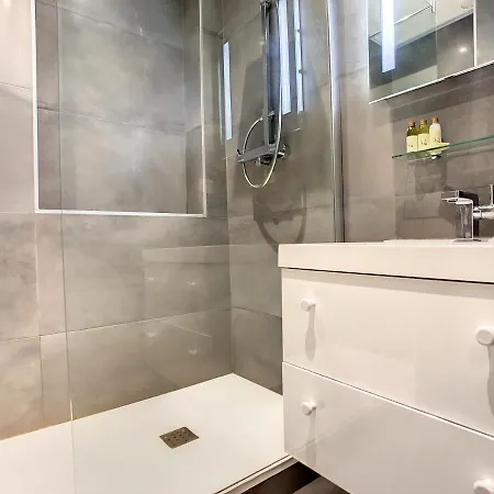 Nestor&jeeves - Voltaire - Hyper Center - Close Sea - Top Floor Apartamento Niza